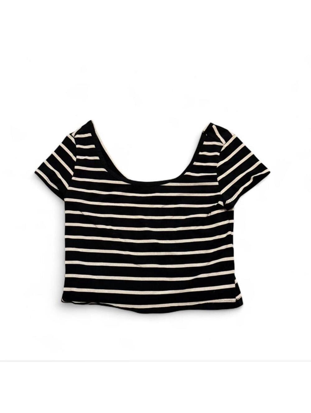 Striped black& white  women’s crop top size small